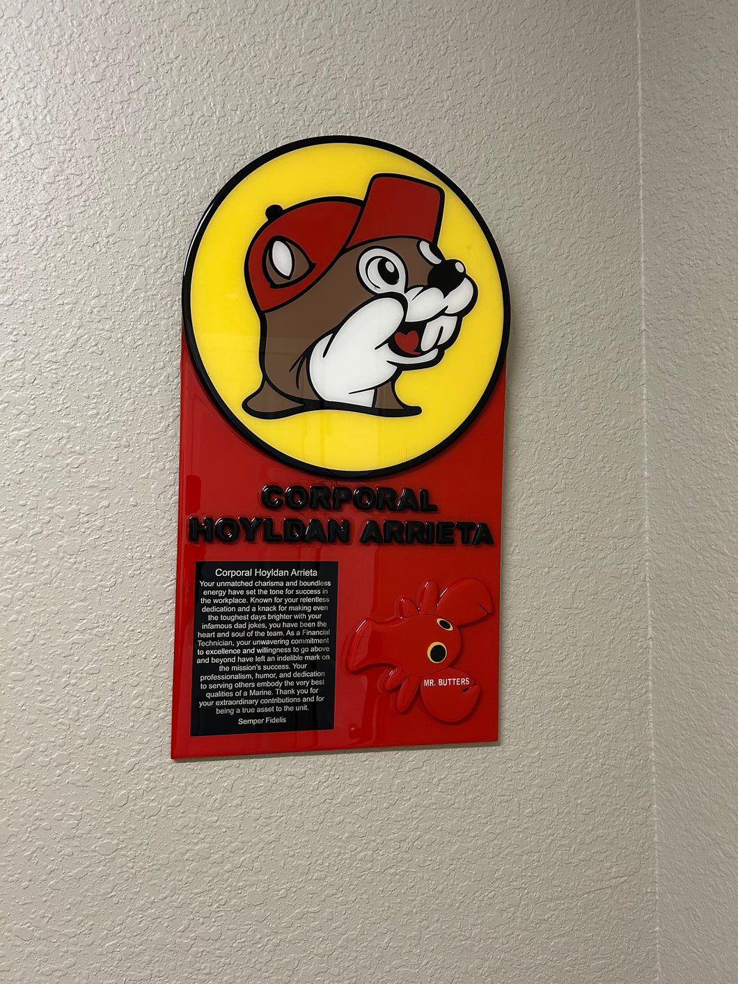 Buccees 2 plaque