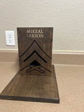 Load image into Gallery viewer, Whiskey box p2
